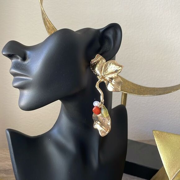 Elegant Gold Floral Earrings N1017 - Picture 4 of 4